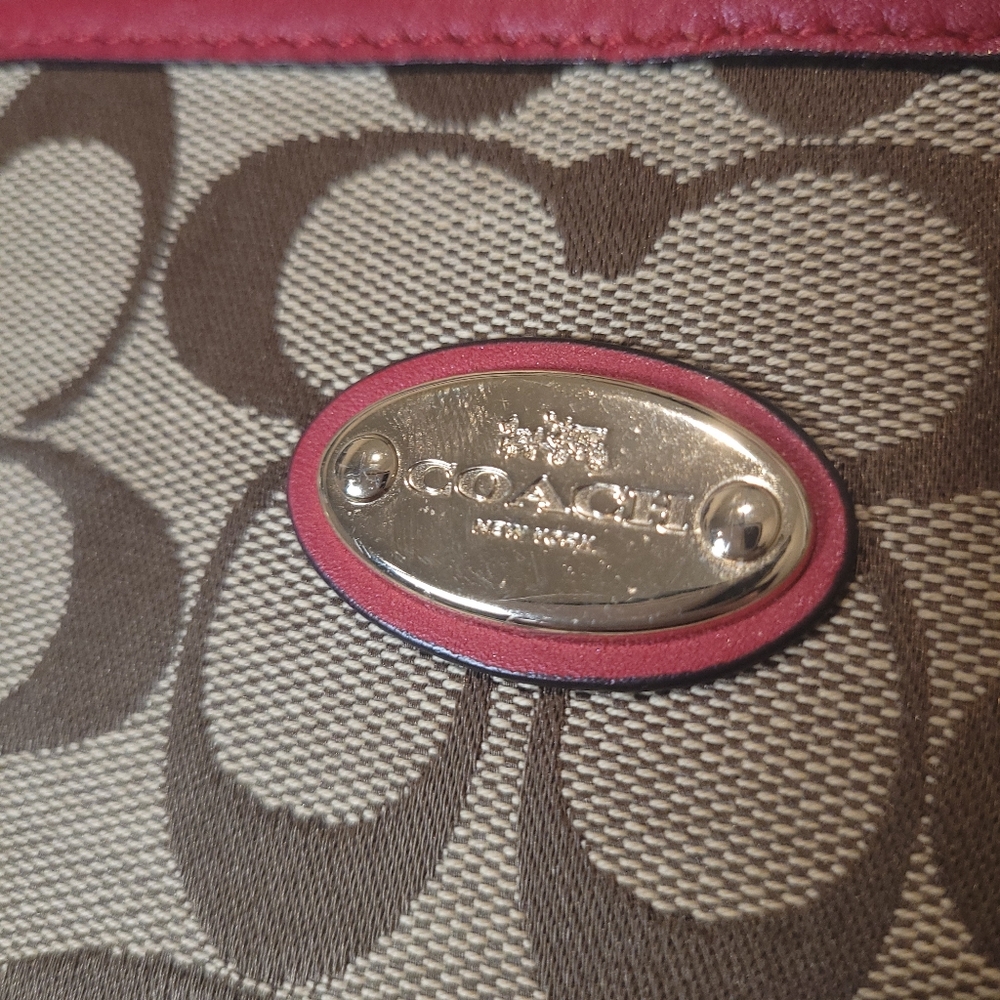 Authentic Coach Khaki/Cardinal Signature Zip Top Tote Bag - Pre Loved - Picture 3 of 11